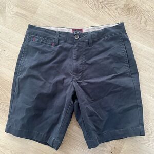 UNTUCKit Navy Men’s Shorts Size 30